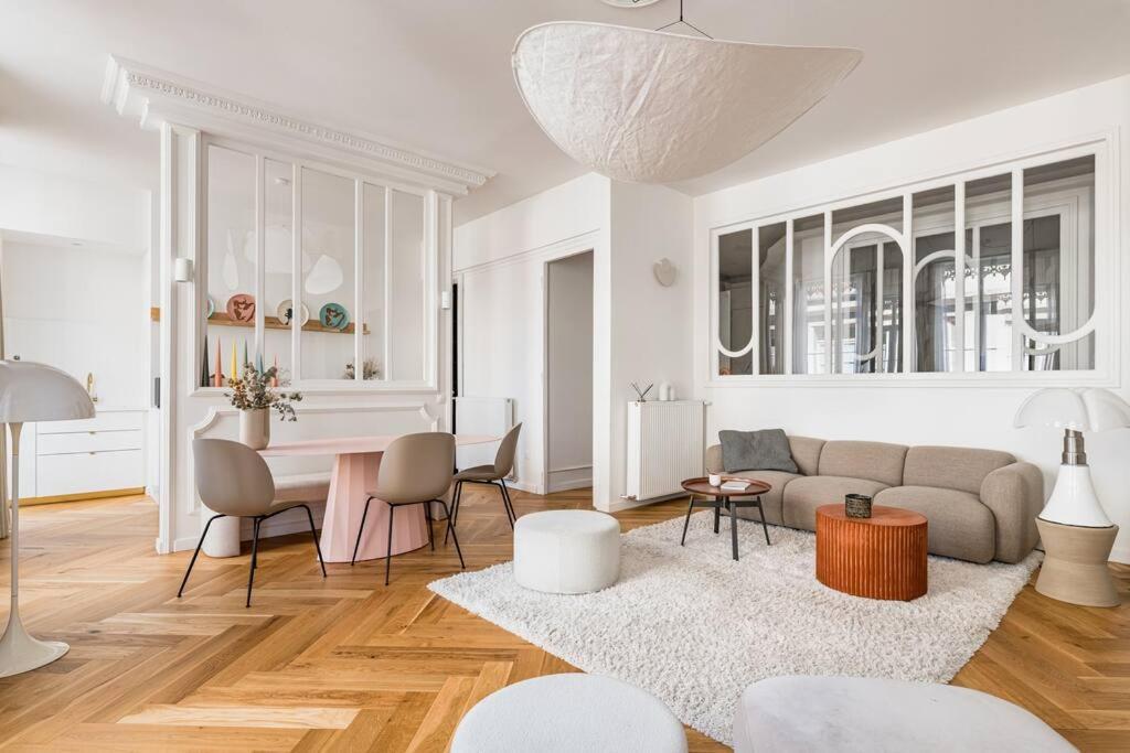 Beige Hospitalite - Apotheose Luxueux- 3 Chambres - Parking Prive Saint-Etienne  Exterior photo