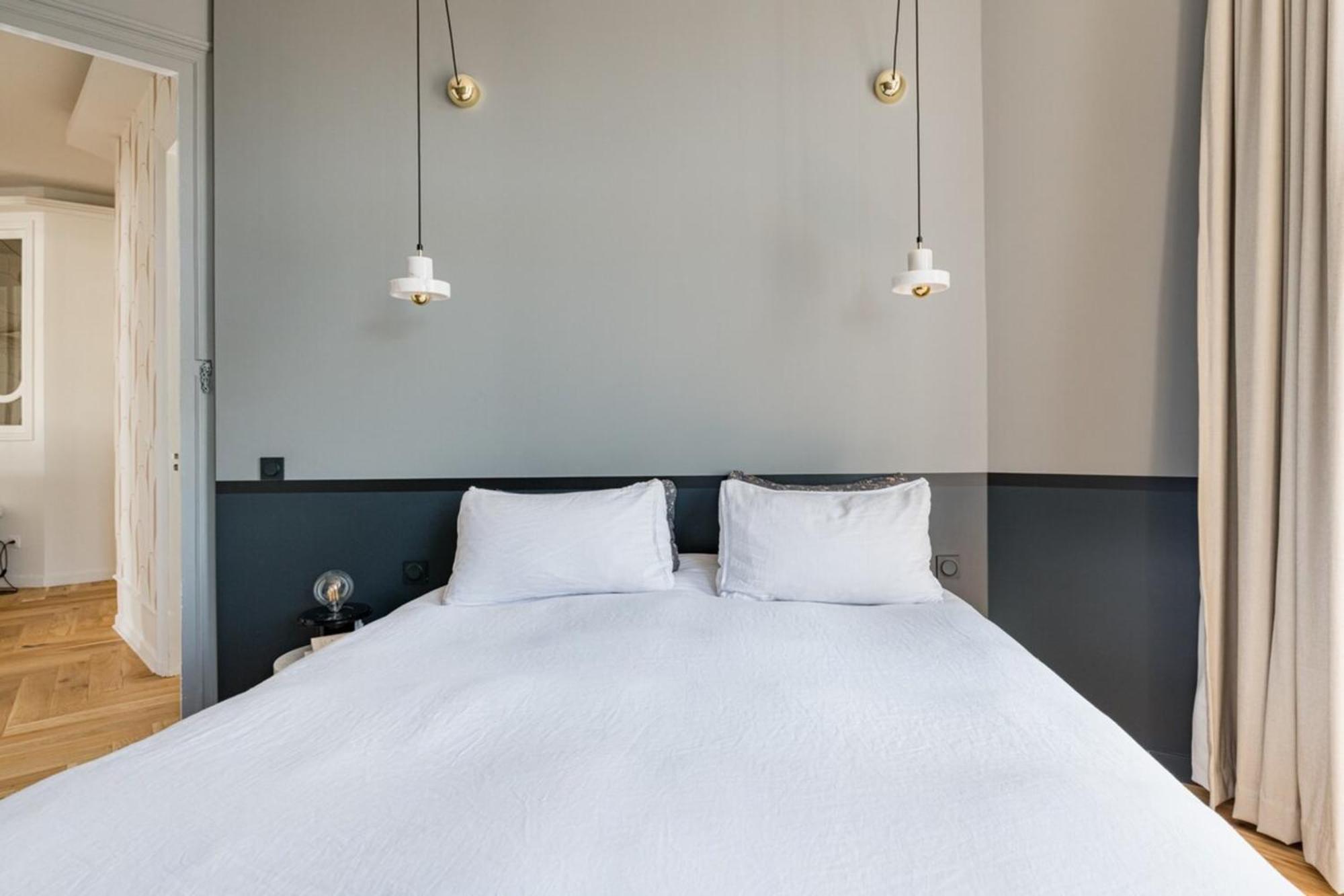 Beige Hospitalite - Apotheose Luxueux- 3 Chambres - Parking Prive Saint-Etienne  Exterior photo