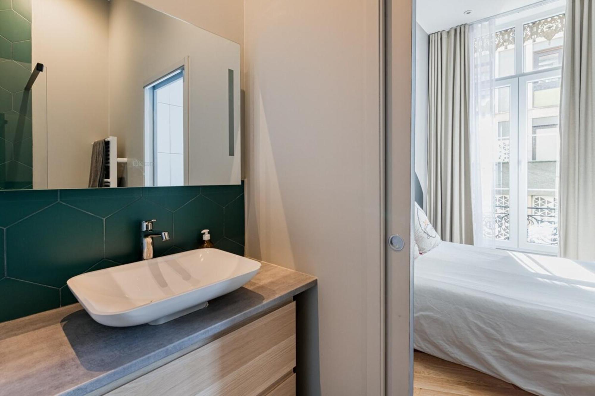 Beige Hospitalite - Apotheose Luxueux- 3 Chambres - Parking Prive Saint-Etienne  Exterior photo